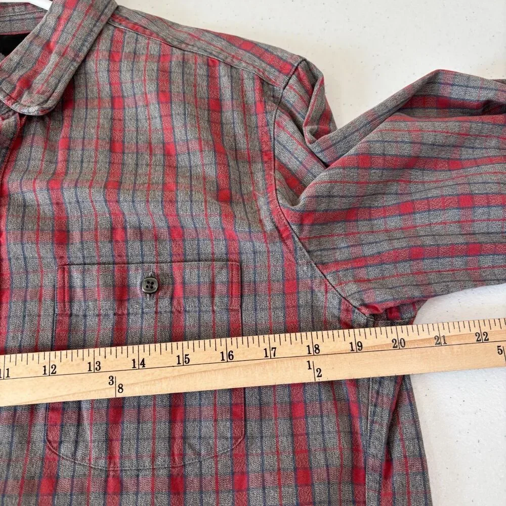 J Crew Plaid Flannel Long Sleeve Button Front Shirt Men's M Gray Red Classic